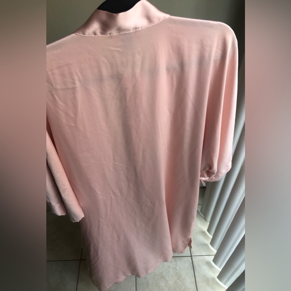 Victoria Secret Robe Pink Size: M/L - Picture 5 of 14